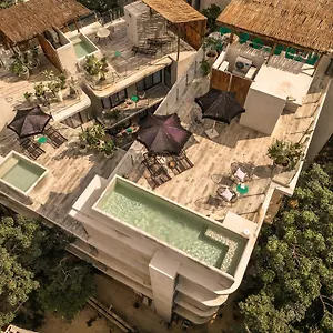Naj Tulum Pueblo